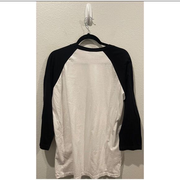 NETFLIX Stranger Things Hellfire Club Classic 3/4 Sleeve Shirt - Picture 2 of 2